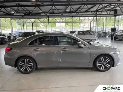 Photo 35 Mercedes Classe A  200 7G-DCT