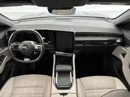 Photo 38 Renault Espace  E-Tech hybrid 200