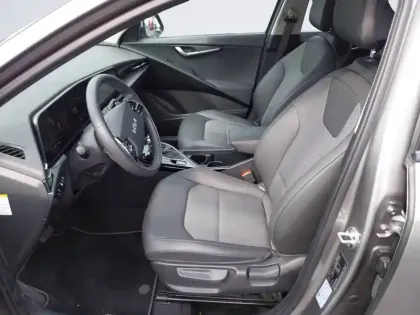 Photo 8 Kia Niro  1.6 GDi 183 ch PHEV DCT6