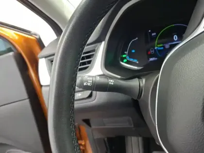 Photo 28 Renault Captur  E-Tech 145 - 21