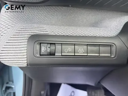 Photo 12 Citroën C3 Aircross  Hybride 145 ch Aut