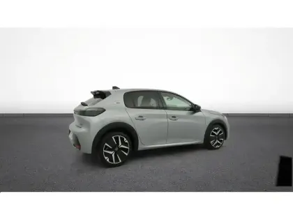 Photo 17 Peugeot 208  Hybrid 136 e-DCS6