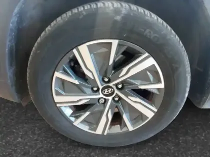 Photo 13 Hyundai Tucson  1.6 T-GDI 230 Hybrid BVA6
