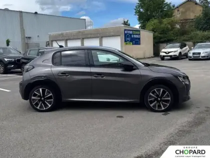 Photo 35 Peugeot 208  PureTech 100 S&S BVM6