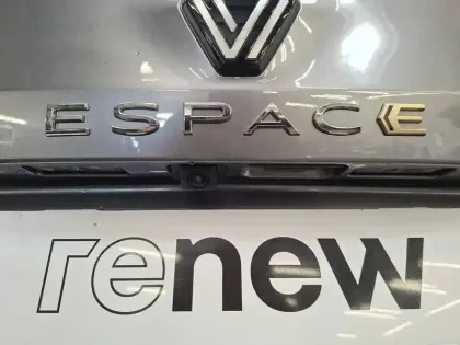 Photo 8 Renault Espace  E-Tech full hybrid 200 GSR2
