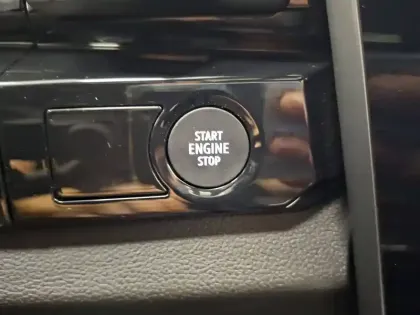Photo 43 Renault Espace  E-Tech full hybrid 200 GSR2