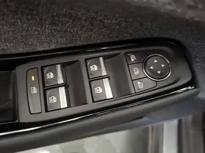 Photo 35 Renault Espace  E-Tech full hybrid 200 GSR2