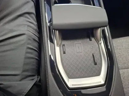 Photo 44 Renault Espace  E-Tech full hybrid 200 GSR2