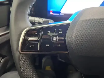 Photo 38 Renault Espace  E-Tech full hybrid 200 GSR2