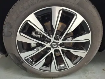 Photo 24 Renault Espace  E-Tech full hybrid 200 GSR2