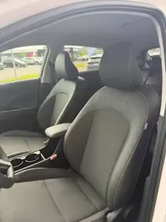 Photo 29 Hyundai Kona  Electrique 65 kWh - 217 ch