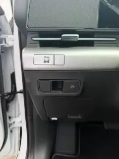 Photo 19 Hyundai Kona  Electrique 65 kWh - 217 ch
