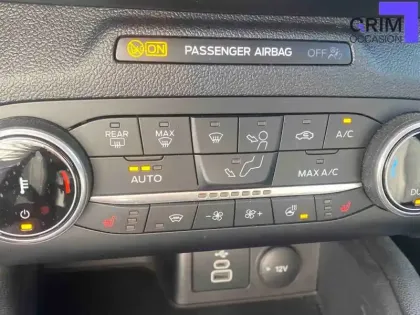 Photo 8 Ford Kuga  2.5 Duratec 190 ch FHEV I-AWD Powershift