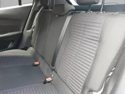 Photo 11 Peugeot 2008  PureTech 100 S&S BVM6