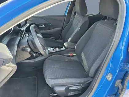Photo 13 Peugeot 208  Electrique 50 kWh 136ch