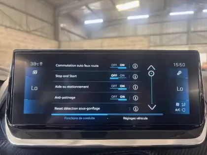 Photo 15 Peugeot 208  BlueHDi 100 S&S BVM6