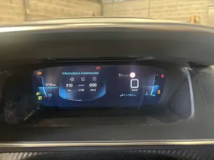 Photo 11 Peugeot 208  BlueHDi 100 S&S BVM6