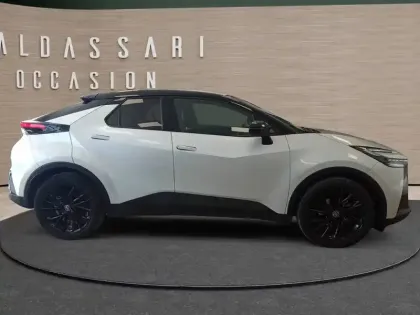 Photo 5 Toyota C-HR  Hybride 200