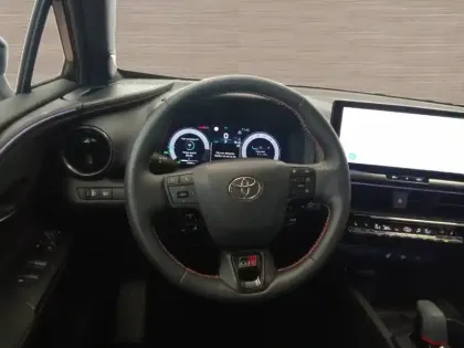 Photo 11 Toyota C-HR  Hybride 200