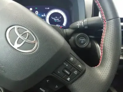 Photo 34 Toyota C-HR  Hybride 200