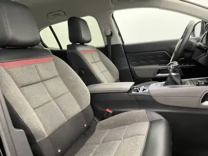 Photo 50 Citroën C5 aircross  PureTech 130 S&S BVM6