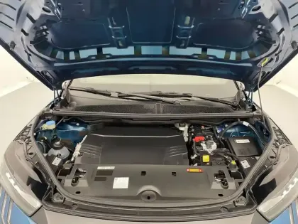 Photo 20 Peugeot 3008  Electrique 210 ch 73 kWh