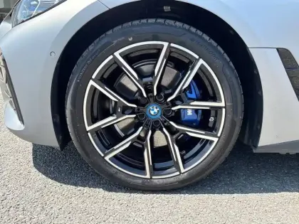 Photo 27 BMW I4  eDrive35 286 ch BVA