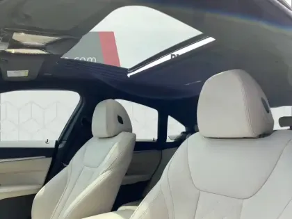 Photo 10 BMW I4  eDrive35 286 ch BVA