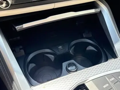 Photo 42 BMW I4  eDrive35 286 ch BVA