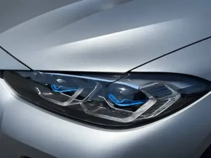 Photo 29 BMW I4  eDrive35 286 ch BVA