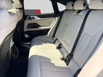 Photo 33 BMW I4  eDrive35 286 ch BVA