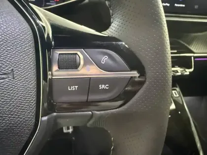 Photo 17 Peugeot 208  Electrique 156ch 54 kWh