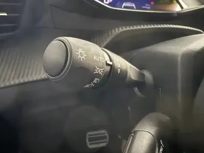 Photo 24 Peugeot 208  Electrique 156ch 54 kWh