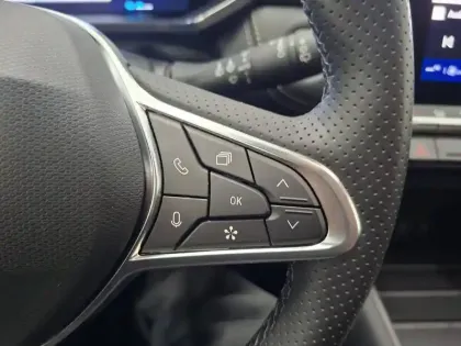 Photo 44 Renault Symbioz  E-Tech full hybrid 145