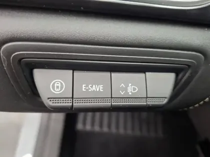 Photo 37 Renault Symbioz  E-Tech full hybrid 145