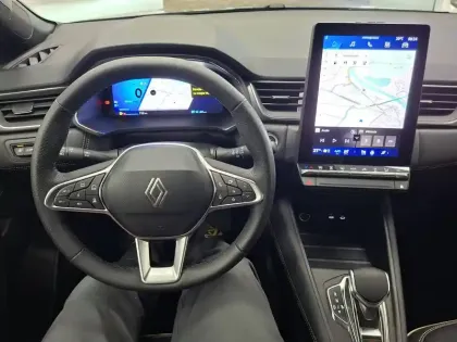Photo 57 Renault Symbioz  E-Tech full hybrid 145