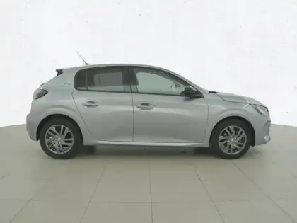 Photo 11 Peugeot 208  PureTech 75 S&S BVM5
