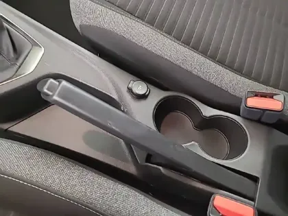 Photo 44 Peugeot 208  PureTech 75 S&S BVM5