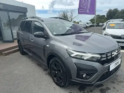 Photo 11 Dacia Jogger  Hybrid 140 7 places