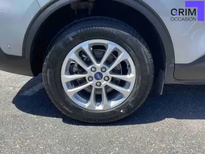 Photo 16 Ford Kuga  2.5 Duratec 190 ch FlexiFuel FHEV E85 Powershift