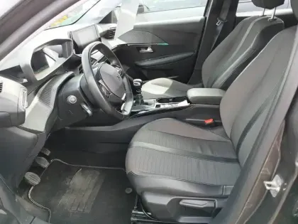 Photo 8 Peugeot 208  PureTech 100 S&S BVM6