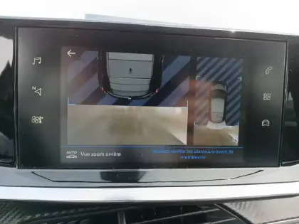 Photo 14 Peugeot 208  PureTech 100 S&S BVM6