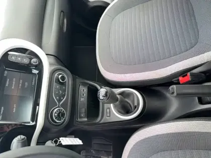 Photo 11 Renault Twingo  III SCe 65 - 21