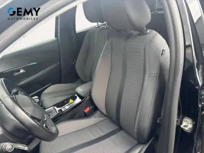 Photo 8 Peugeot 208  PureTech 100 S&S BVM6