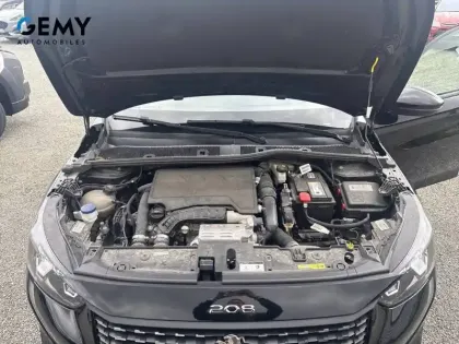 Photo 11 Peugeot 208  PureTech 100 S&S BVM6