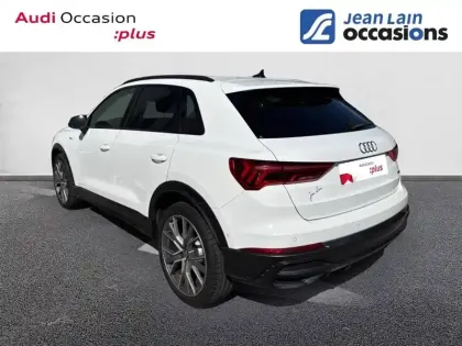 Photo 6 Audi Q3  45 TFSI 230 ch S tronic 7 Quattro