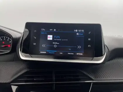 Photo 19 Peugeot 2008  PureTech 100 S&S BVM6