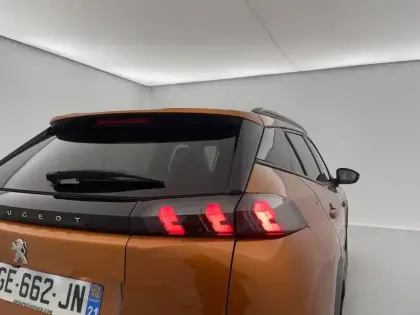 Photo 30 Peugeot 2008  PureTech 100 S&S BVM6
