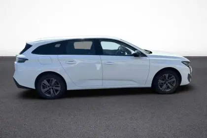 Photo 6 Peugeot 308  SW BlueHDi 130ch S&S EAT8