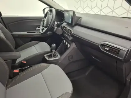 Photo 30 Dacia Jogger  Hybrid 140 7 places GSR2